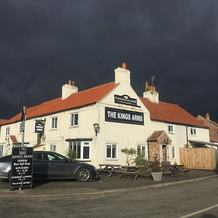 Kings Arms Hotel Thirsk Eksteriør billede